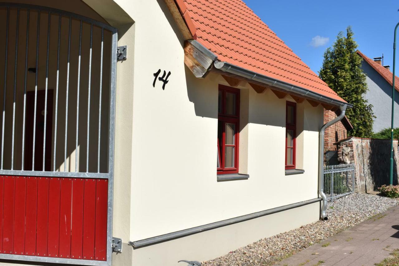 Apfelhof Biesenbrow Apartment Exterior photo